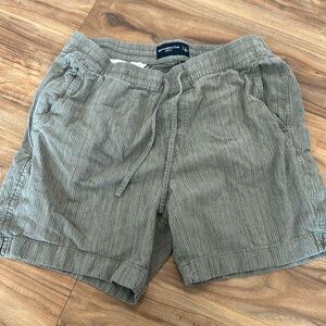 Men’s Abercrombie shorts